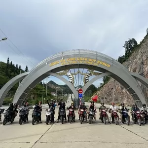 How to drive a semi-automatic scooter effectively